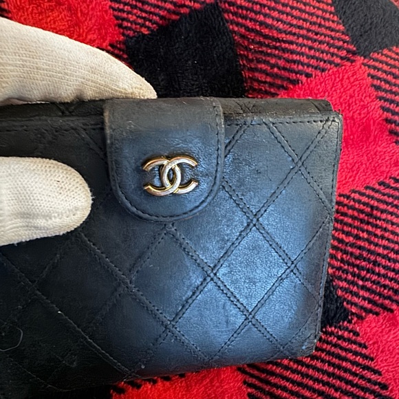 CHANEL Bicolore Quilted CC Logo Lambskin Bifold Wallet/ - Picture 7 of 17